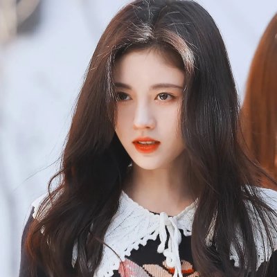 出墙花